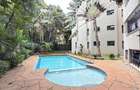 3 Bed Apartment with En Suite at Lavington - 17