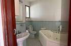 4 Bed Apartment with Swimming Pool in Riverside - 14