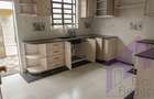 4 Bed Townhouse with En Suite at Merisho Road - 10