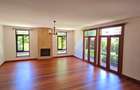 5 Bed Townhouse with En Suite at Lavington Green - 10