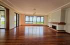 6 Bed House with En Suite in Loresho - 11