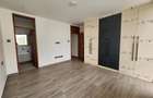 5 Bed Villa with En Suite in Lavington - 19