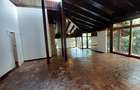 4 Bed House with En Suite at Lake View - 11