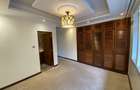 4 Bed Townhouse with En Suite in Runda - 12