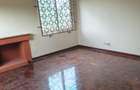 5 Bed Townhouse with En Suite in Lavington - 9