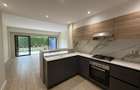 2 Bed Apartment with En Suite in Riverside - 5