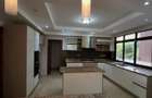 4 Bed Apartment with En Suite at Riverside Drive - 1