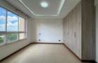 4 Bed Apartment with En Suite in General Mathenge - 9