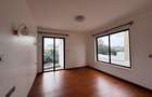 4 Bed Townhouse with En Suite in Runda - 15