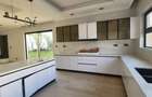 5 Bed Townhouse with En Suite at Lavington - 2