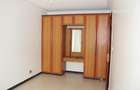 4 Bed Villa with En Suite in Westlands Area - 16