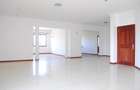 3 Bed Apartment with En Suite in Riverside - 2