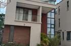 5 Bed Townhouse with En Suite in Lavington - 11