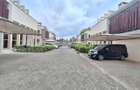 5 Bed Townhouse with En Suite at Lavington Green - 5