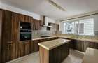 5 Bed Townhouse with En Suite in Lavington - 9