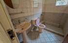 5 Bed Townhouse with En Suite at Lavington - 17