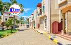 5 Bed House with En Suite in Nyali Area - 7