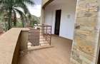 3 Bed Apartment with En Suite in Parklands - 9