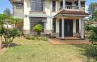 4 Bed House with En Suite at Rosslyn Heights - 1