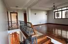 4 Bed Apartment with En Suite in Riverside - 15