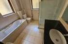 3 Bed Apartment with En Suite in Riverside - 13