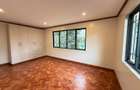 4 Bed Townhouse with En Suite in Lavington - 14