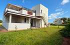 4 Bed Villa with En Suite at Pazuri - 4