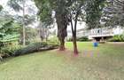 6 Bed House with En Suite at Lavington - 8