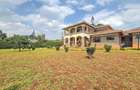 5 Bed House with En Suite in Runda - 1