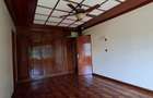 5 Bed House with En Suite in Runda - 10