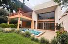 5 Bed Townhouse with En Suite in Lavington - 19