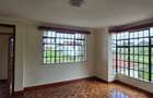 5 Bed Townhouse with En Suite at Rosslyn Garden - 10