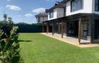 5 Bed Villa with En Suite in Runda - 1