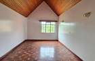 5 Bed Townhouse with En Suite at Lavington Green - 7