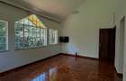 5 Bed Townhouse with En Suite in Rosslyn - 9