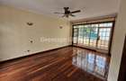 4 Bed House with En Suite in Kyuna - 10