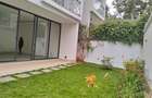 5 Bed Townhouse with En Suite in Lavington - 1