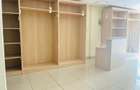 1,000 ft² Commercial Property with Service Charge Included in Parklands - 2