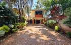 4 Bed Townhouse with En Suite in Westlands Area - 1