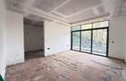 5 Bed Townhouse with En Suite in Lavington - 6