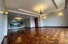 3 Bed Apartment with En Suite in Riverside - 3