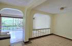4 Bed Townhouse with En Suite in Spring Valley - 17