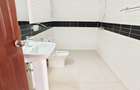 2 Bed Apartment with En Suite in Lavington - 19