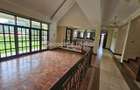 4 Bed House with En Suite in Rosslyn - 4