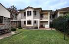 5 Bed Townhouse with En Suite in Lavington - 2