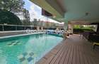 4 Bed Apartment with En Suite in Riverside - 13