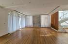 5 Bed Townhouse with En Suite in Lavington - 20