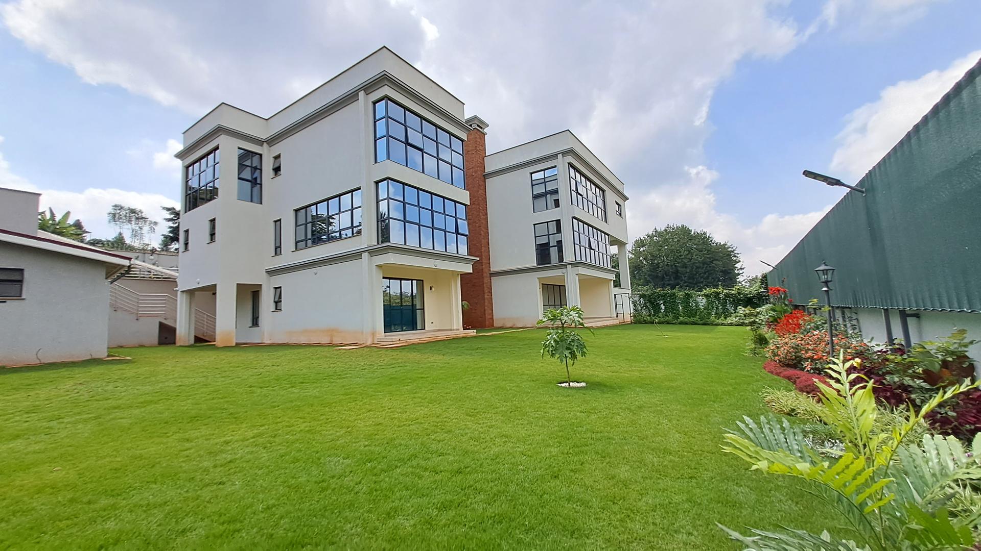 5 Bed House at Thigiri Ridge for KSh 550,000 / month BuyRentKenya