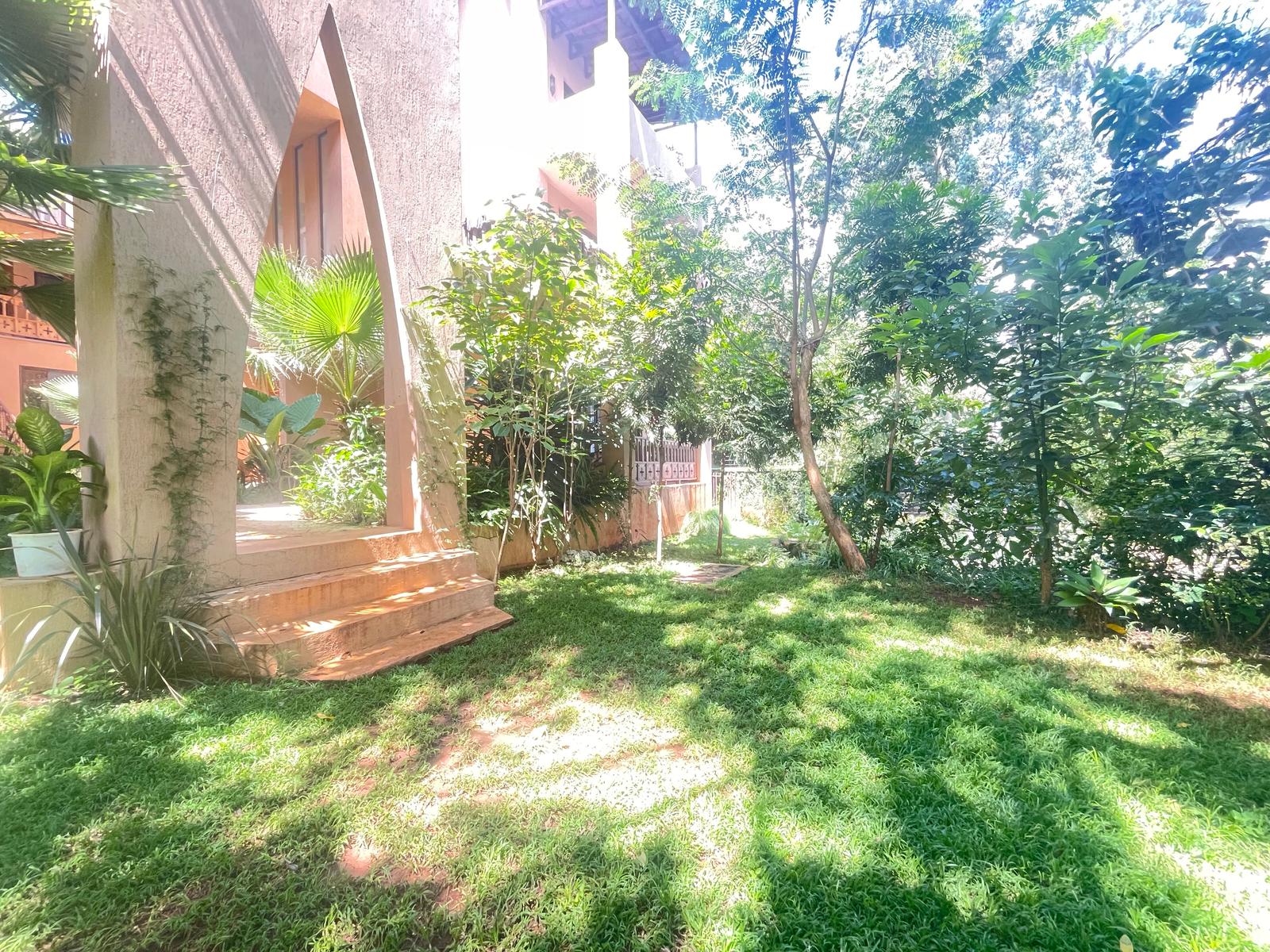 3 Bed Apartment in Spring Valley for KSh 300,000 / month BuyRentKenya