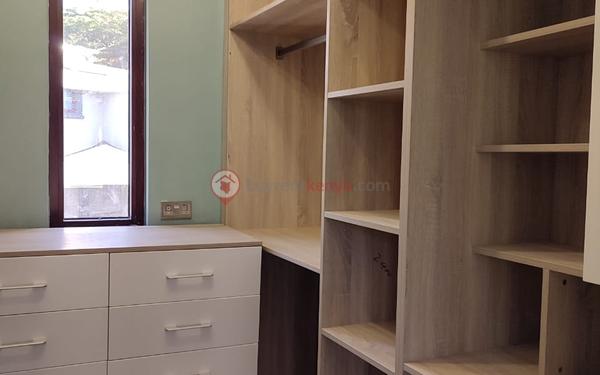 2ad5d2de-29c0-49bf-997d-e201cb7de032 - 12